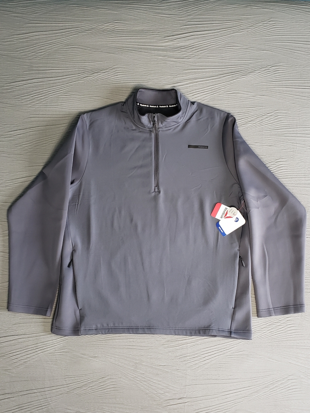 NWT! REEBOK Dry Men's Classic Athleisure Moisture Wicking 1/4 Zip Pullover (XL)